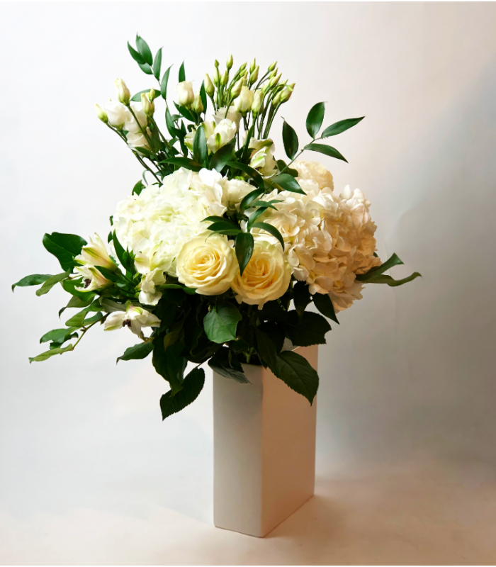 Bouquet de fleurs blanches choix du fleuriste