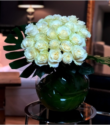 BOUQUET 50 ROSES BLANCHES LONGUES 